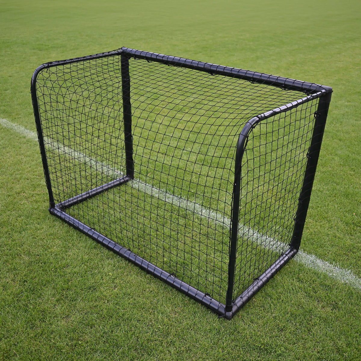 Football goal black edition - 1.8m x 1.2m Powershot