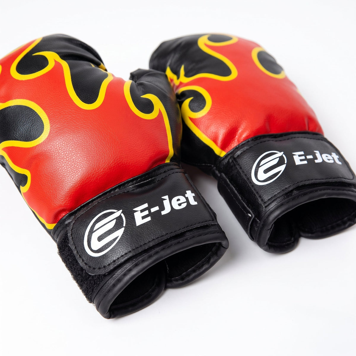 Stand-up punching bag with boxing gloves - Child