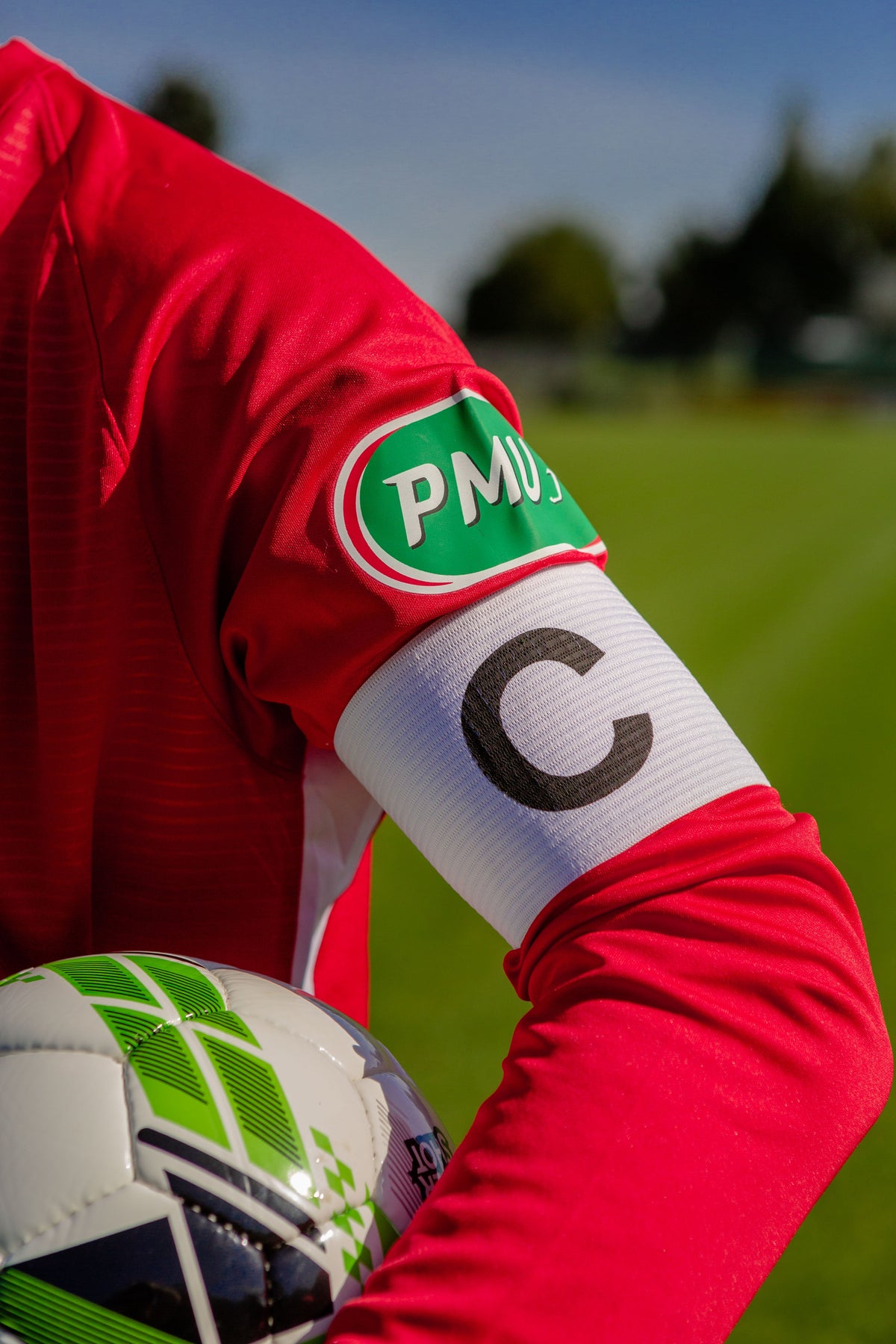 Captain's armband