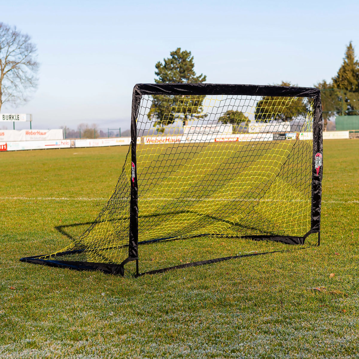 Pair of pop up goals - 1,2m x 0,9m (4' x 3') Powershot